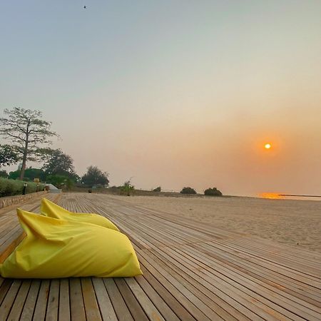 Chez Nous Boutique Resort Haad Chao Samran Dış mekan fotoğraf