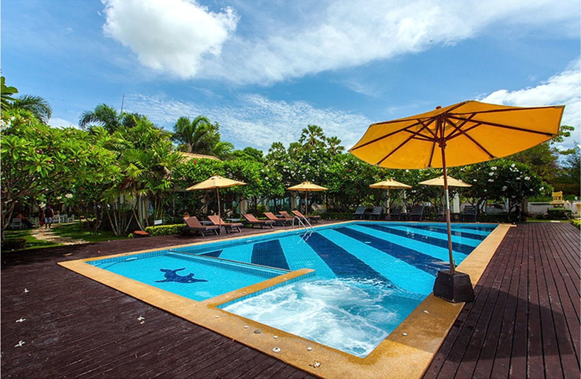 Chez Nous Boutique Resort Haad Chao Samran Dış mekan fotoğraf