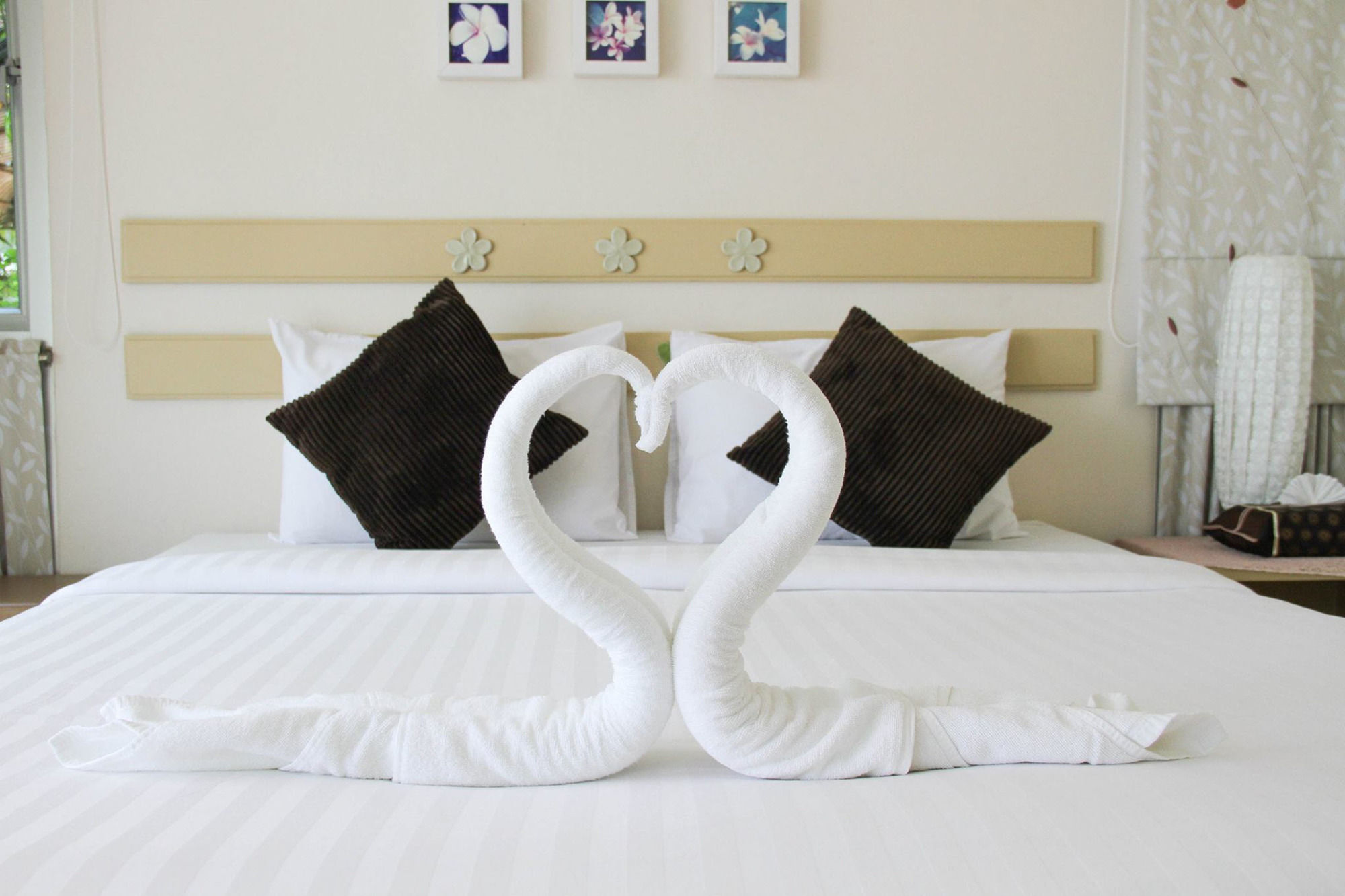 Chez Nous Boutique Resort Haad Chao Samran Dış mekan fotoğraf
